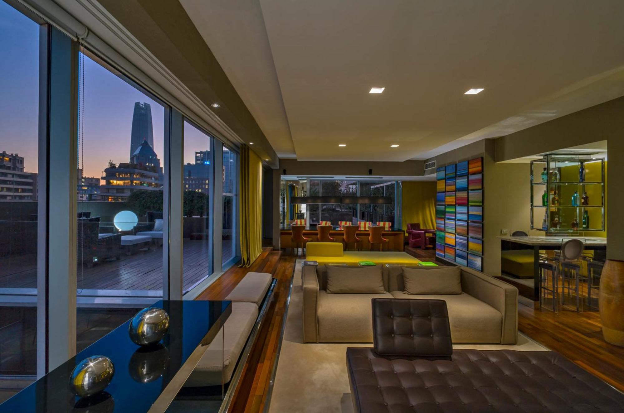 W Hotel 5*